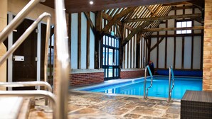 Pool - Lodge in Caldecott Hall With Private Hot Tub (Great Yarmouth)