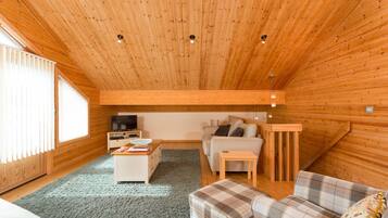 Apartment | Living area