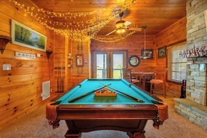 Spielezimmer