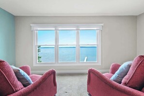 Interior - LakeHaus Vibes + Hot Tub (Traverse City)