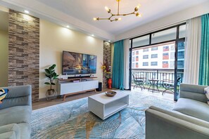 Living room - Serene 2-bedroom Apartment in Kileleshwa, Nairobi (Nairobi)