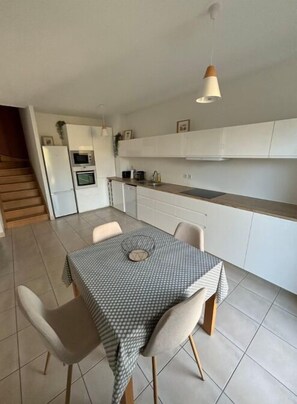 Dining - House Le Gahignon 2 (Lanton)