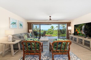 Smart TV - New Listing! Keauhou Punahele 2 BR/2BA, Great View (Kailua-Kona)