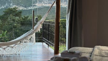 Chalet Ipê | 1 bedroom, premium bedding, individually decorated