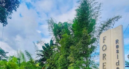 J&J Antipolo Place 2BR with Netflix & Karaoke