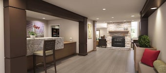 King Suite. Free Breakfast. Pool. Only 5 Miles from Purdue University!
