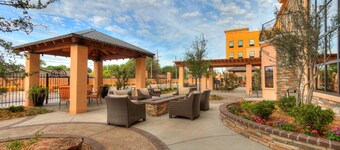 King Suite. Free Breakfast Buffet. Near Texas Tech University!