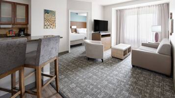 TV, DVD player, offices