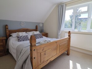 2 bedrooms, individually decorated, individually furnished, free WiFi - Rosemarie Annexe (Axminster)