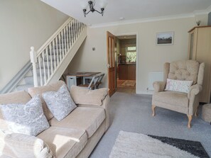 Living area - Rosemarie Annexe (Axminster)