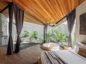 3 chambres, coffres-forts dans les chambres, bureau, Wi-Fi gratuit