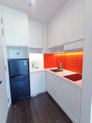 Private kitchen - Hillside Apartment In Sunset Town (Thành phố Phú Quốc)