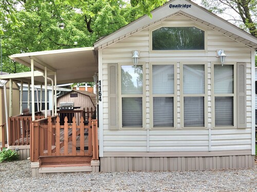 Perfect for 4 Cozy Campground & Family Adventures at Yogi Bear Jellystone Park