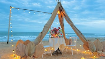 Pantai pribadi dan pasir putih
