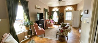 Historic Victorian Apartment