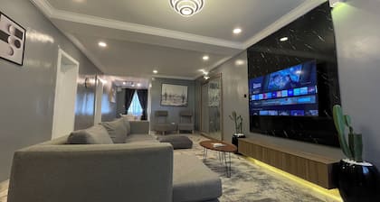 Stylish 2bedroom Apartment in Lekki: Fast WiFi, 24hrs Power, Cozy Luxury