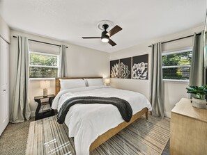 3 chambres, bureau, fer et planche à repasser, Wi-Fi gratuit
