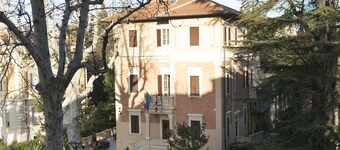 Ospitaci Viale Mezzetti - 2.3