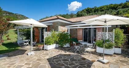 Villa Santa Venere - Five Bedroom Villa, Sleeps 15