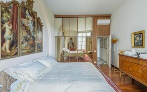 2 chambres, fer et planche à repasser, accès Internet, draps fournis