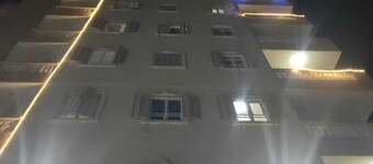 apartments overlooking the sea, close to services. We have a team to serve you