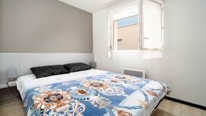 2 chambres, fer et planche à repasser, Wi-Fi gratuit