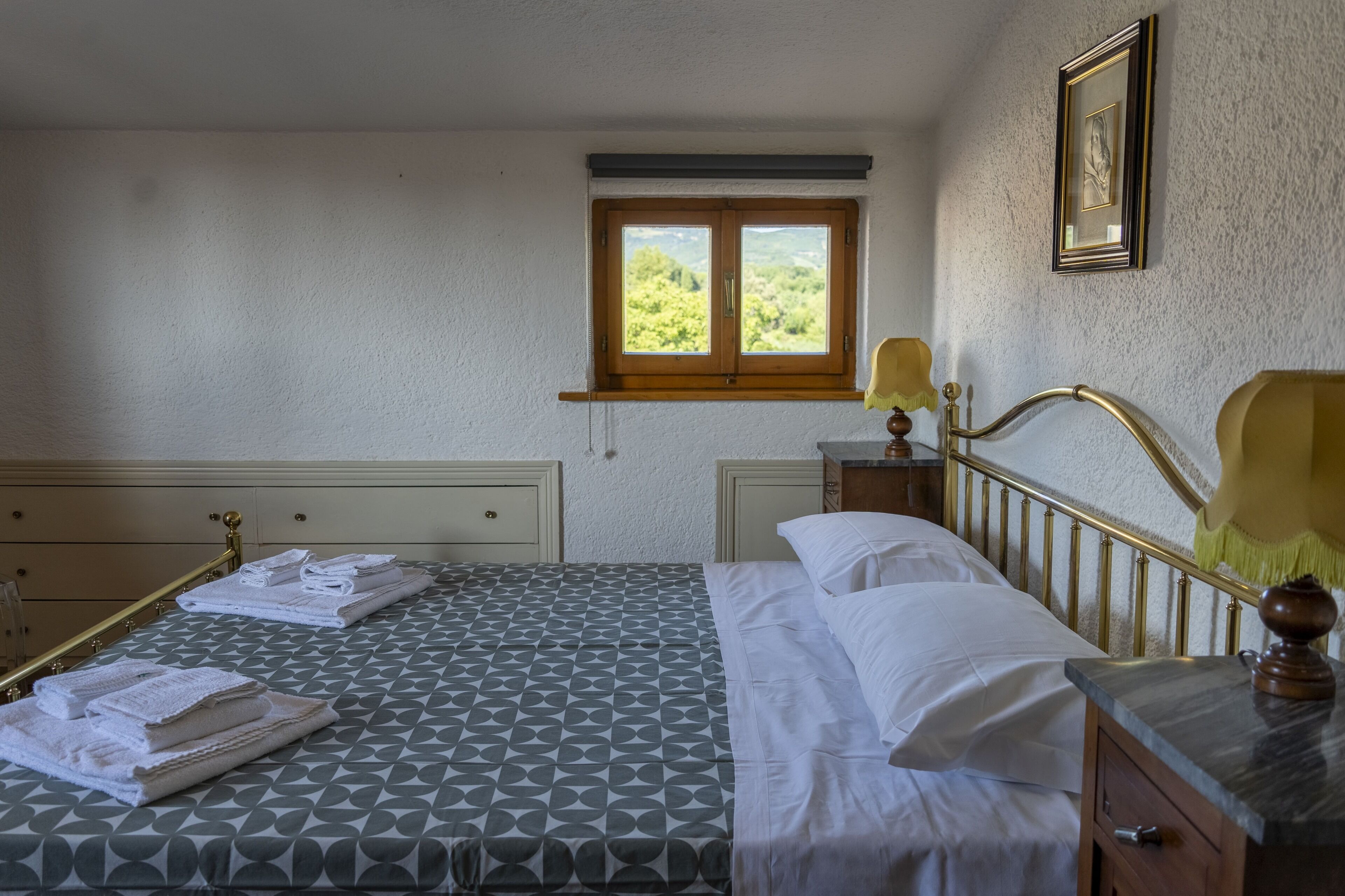 2 habitaciones, tabla de planchar con plancha y wifi gratis 