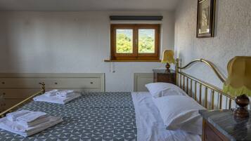 2 habitaciones, tabla de planchar con plancha y wifi gratis