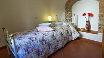 2 camere, ferro/asse da stiro, Wi-Fi gratuito, lenzuola