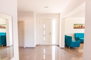 Villa | Living room