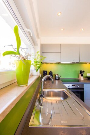 Villa | Private kitchen | Highchair - Villa With Pool and Sea View in Fazana - Horizont (Fazana)