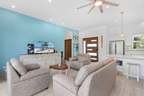 House, Garden View | Living room