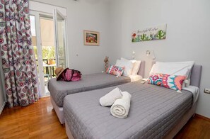 2 bedrooms, iron/ironing board, WiFi, bed sheets - Lovely beachfront two bedrooms apartment- Blue Lady (Rethymno)