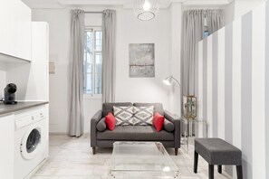 Interior - GuestReady – Stylish stay in Málaga Old Town (Málaga)