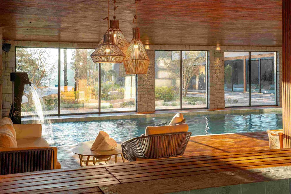 Golden Tulip Canela OFICIAL
