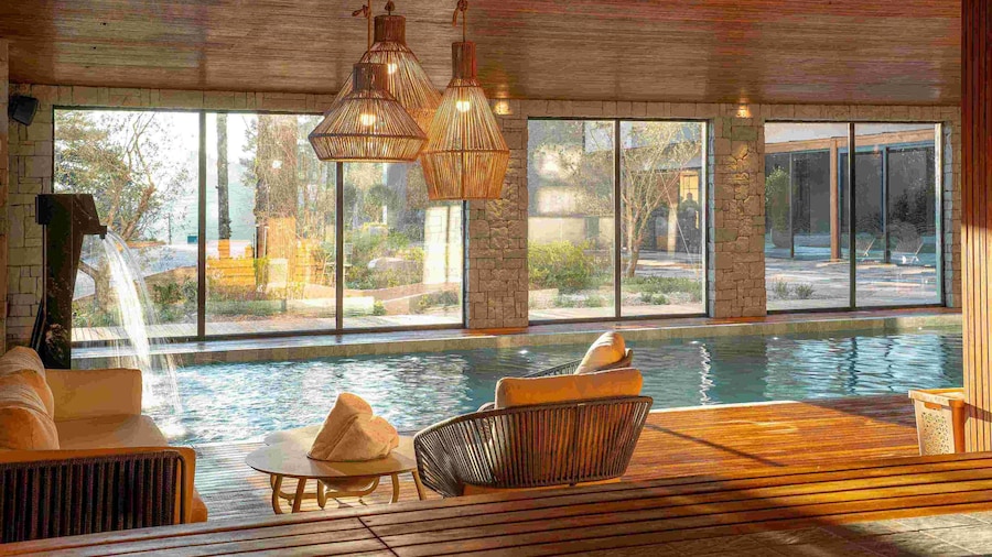 Golden Tulip Canela OFICIAL