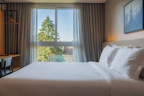 Superior Suite | 1 bedroom, in-room safe, desk, laptop workspace