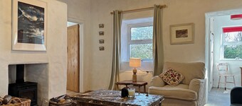 Cottage 484 - Moyard - sleeps 6 guests in 3 bedrooms