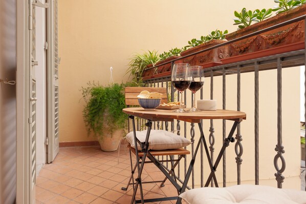 Superior Double Room, Balcony | Balcony - La Corticina - Rooms & Suite - Firenze (Florence)