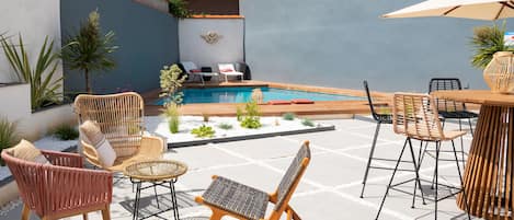 Piscine extérieure (ouverte en saison)