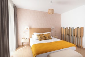 Double Room, Shower Grab Bars
