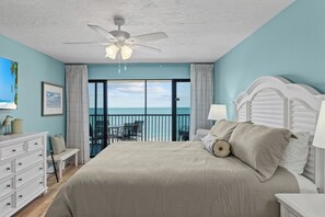 3 bedrooms - Stunning Gulf-Front 3BR Condo with Panoramic Views – Newly Renovated! (Sanibel)
