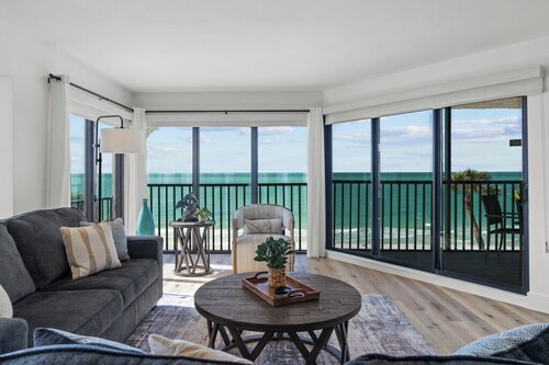 Stunning Gulf-Front 3BR Condo with Panoramic Views – Newly Renovated!