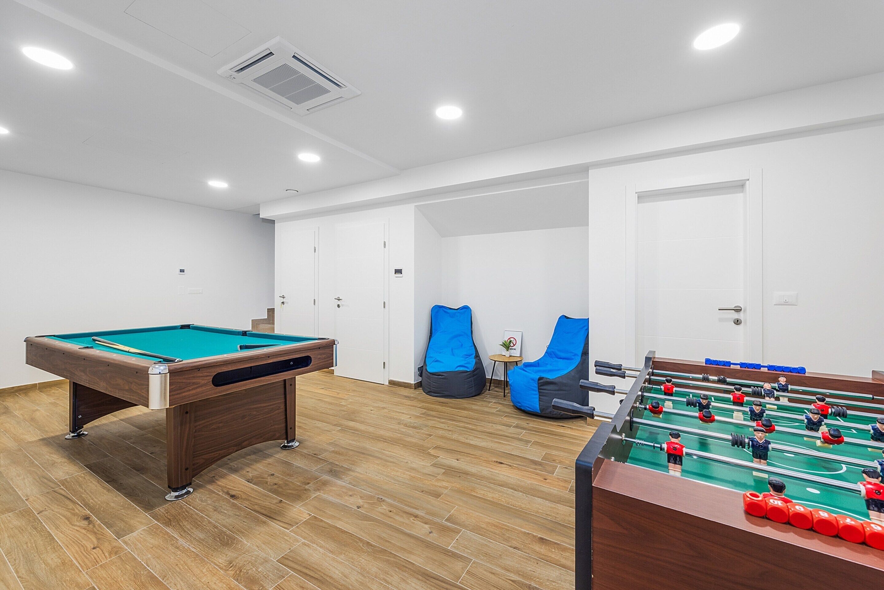 Game room