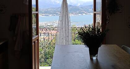 CASA TARTARUGA - Sea-view relax amid the nature and culture of the Cinque Terre