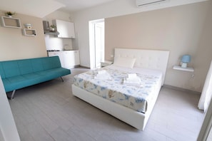 1 chambre, fer et planche à repasser, Wi-Fi, draps fournis