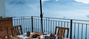 Cherubino 2 - Three-room apartment with pool and lake view