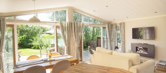 Oak Lodge at Welhams Meadow