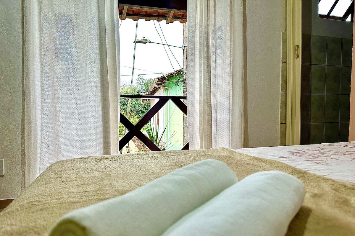 Suite Confort, véranda, vue ville | 1 chambre, Wi-Fi gratuit