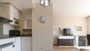 Private kitchen - Apartment in Roses Near Santa Margarita Beach (Roses)